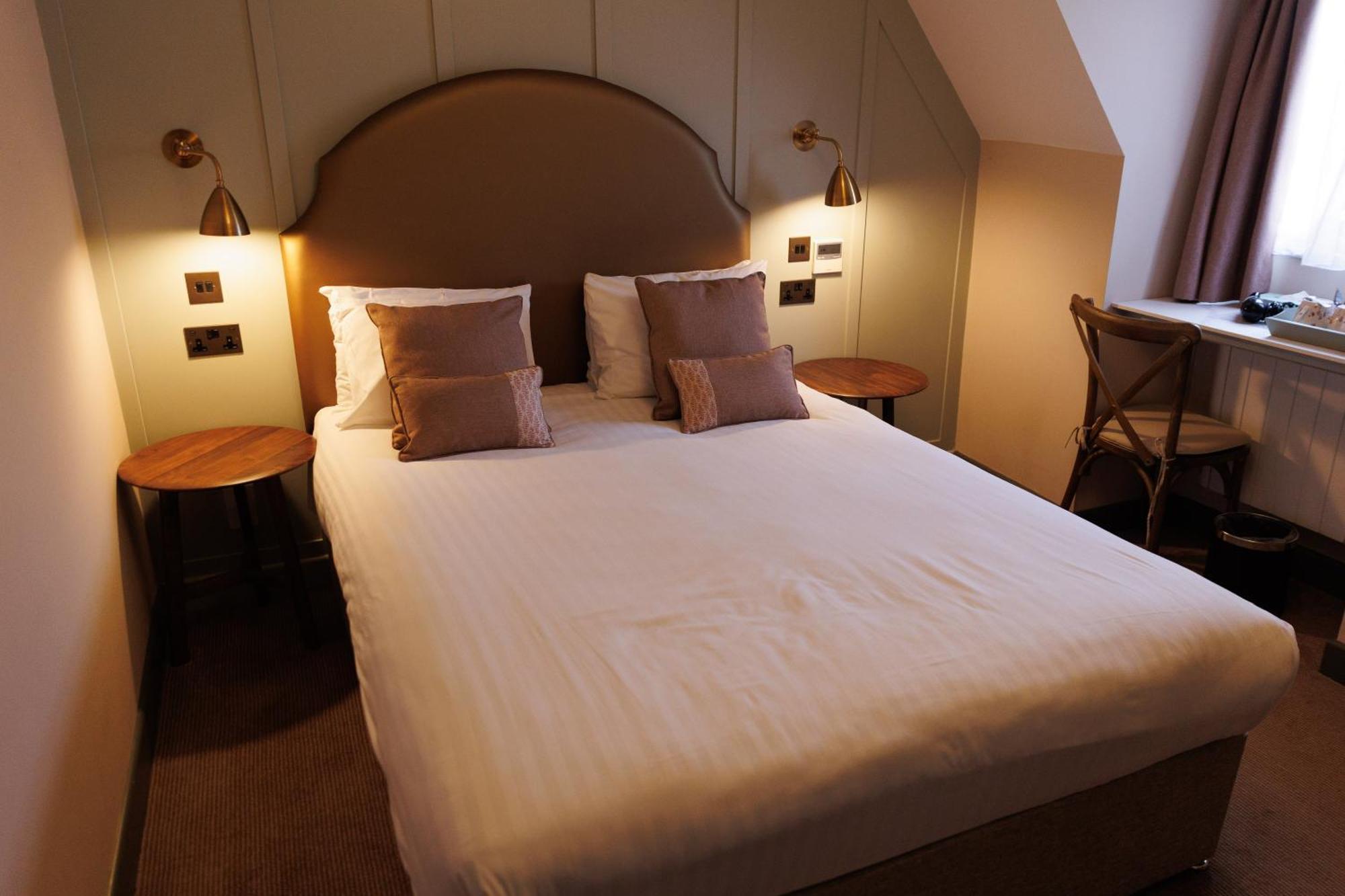 Stanton House Hotel Суиндон Экстерьер фото